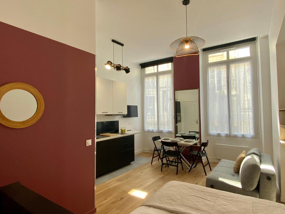 Aboukir 2 Apartment Paris